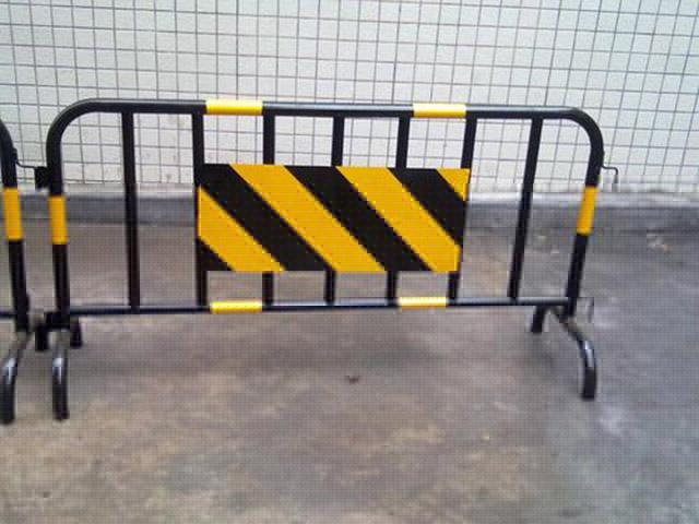 移動(dòng)式玻璃鋼施工護欄