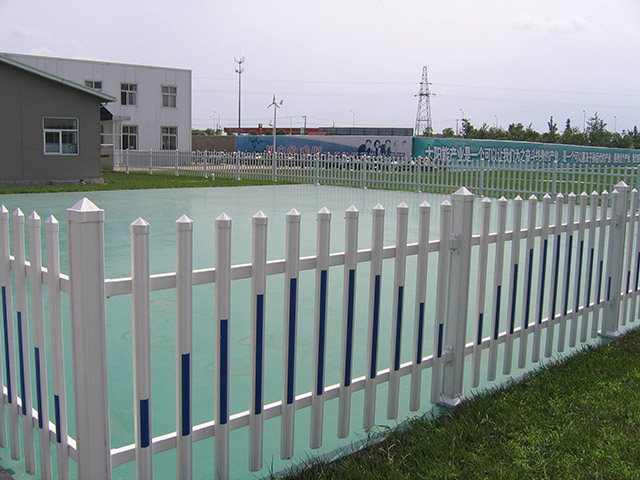 一個(gè)院子加護欄多少錢(qián)