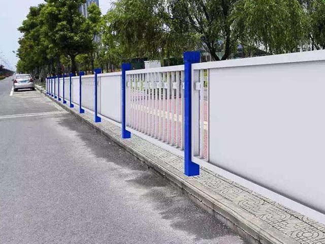 城市道路護欄材質(zhì)如何選擇