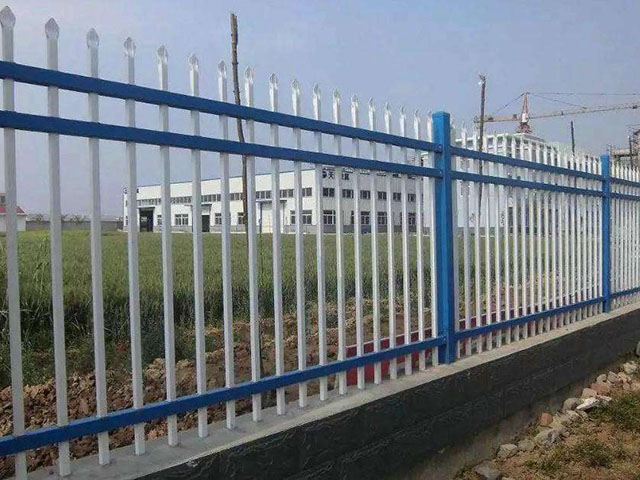 警用活動(dòng)護欄噴漆模具