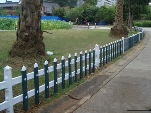 綠色鋁合金護欄