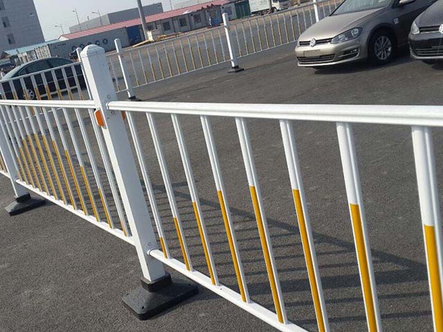 甘肅馬路護欄