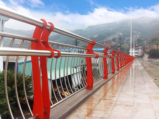 松滋市城市橋梁護欄安全環(huán)保