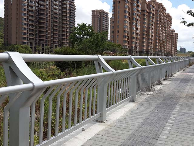 烏魯木齊橋梁護欄廠(chǎng)家