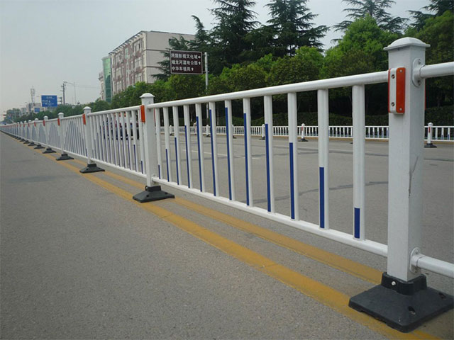 玉林高速公路護欄