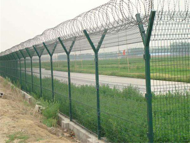 蕪湖長(cháng)江市場(chǎng)圓水庫護欄