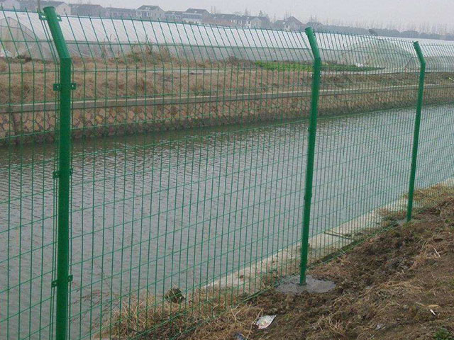 不銹鋼水庫護欄