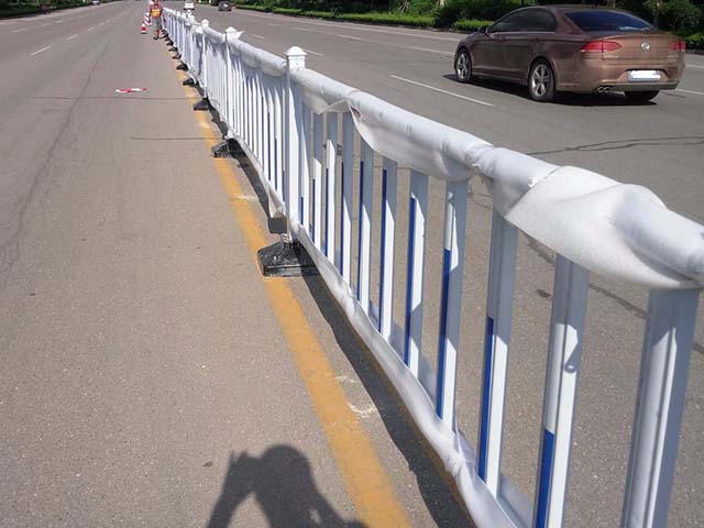 車(chē)位護欄廠(chǎng)家