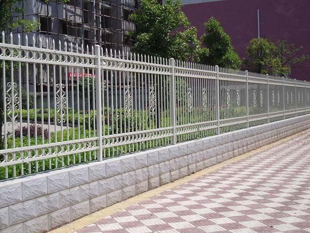 院子圍欄外面效果圖